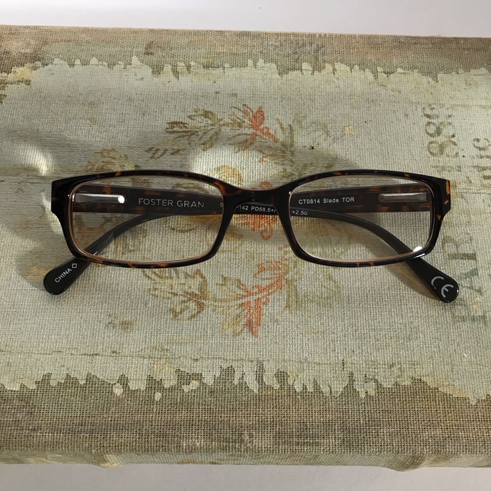 FOSTER GRANT | 2.50 Power | Reading Glasses | Brown Tortoise Shell | Like New